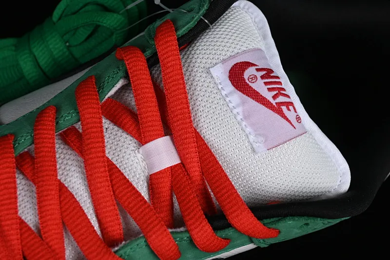 All categories Nk SB Dunk series Nk SB Dunk Low low-top sneakers Y version Nk Dunk SB Low Heineken Heineken ultra-limited edition low-top sports and leisure sneakers 304292-302